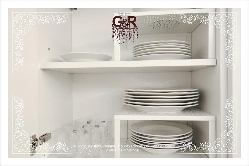 Alloggio Turistico Giulietta E Romeo - Intero Appartamento - Villafranca Di Verona, Zimmer, Holiday Rooms エクステリア 写真