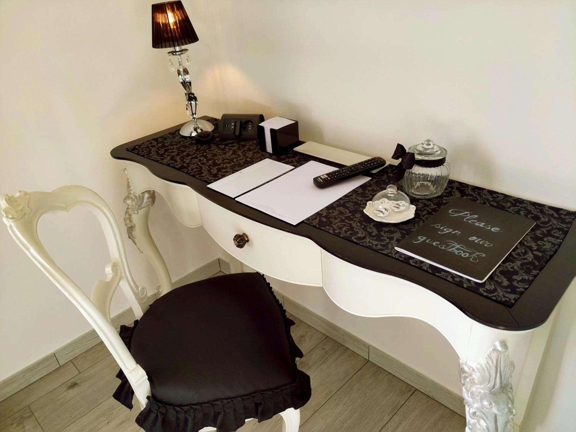 Alloggio Turistico Giulietta E Romeo - Intero Appartamento - Villafranca Di Verona, Zimmer, Holiday Rooms エクステリア 写真