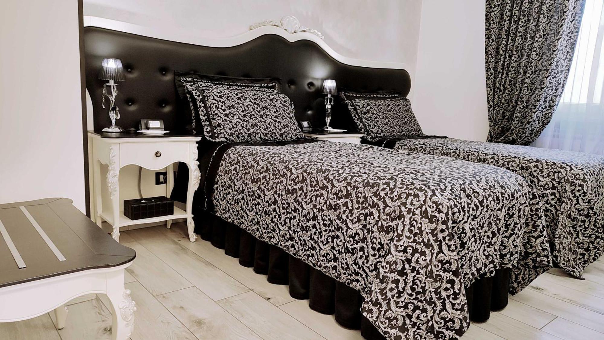 Alloggio Turistico Giulietta E Romeo - Intero Appartamento - Villafranca Di Verona, Zimmer, Holiday Rooms エクステリア 写真